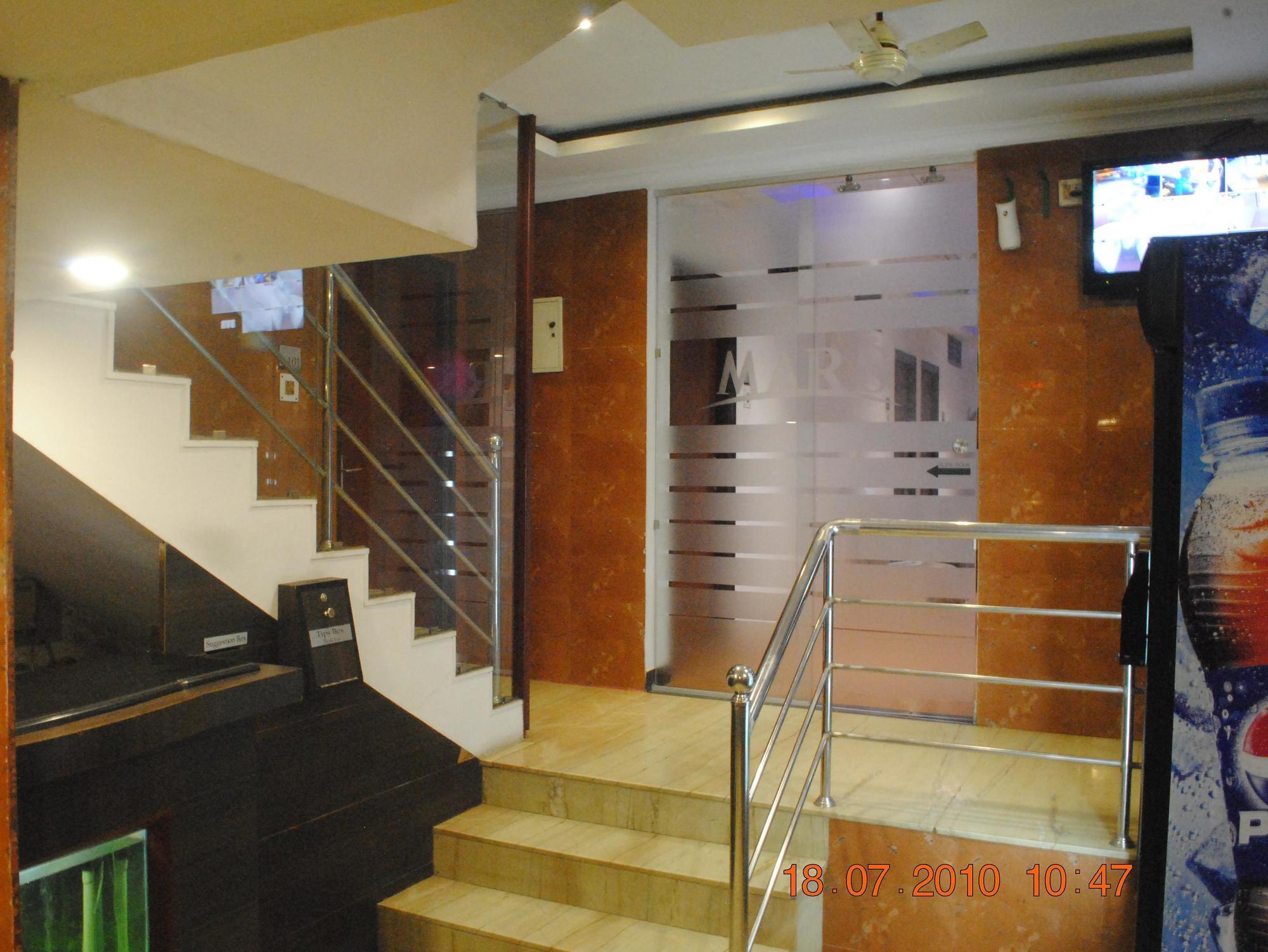 צ'נאי Deluxe Hotel מראה חיצוני תמונה