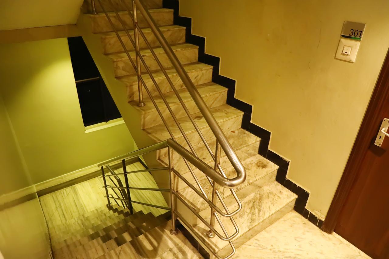 צ'נאי Deluxe Hotel מראה חיצוני תמונה