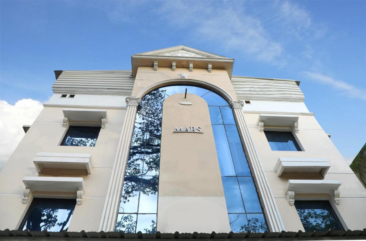 צ'נאי Deluxe Hotel מראה חיצוני תמונה