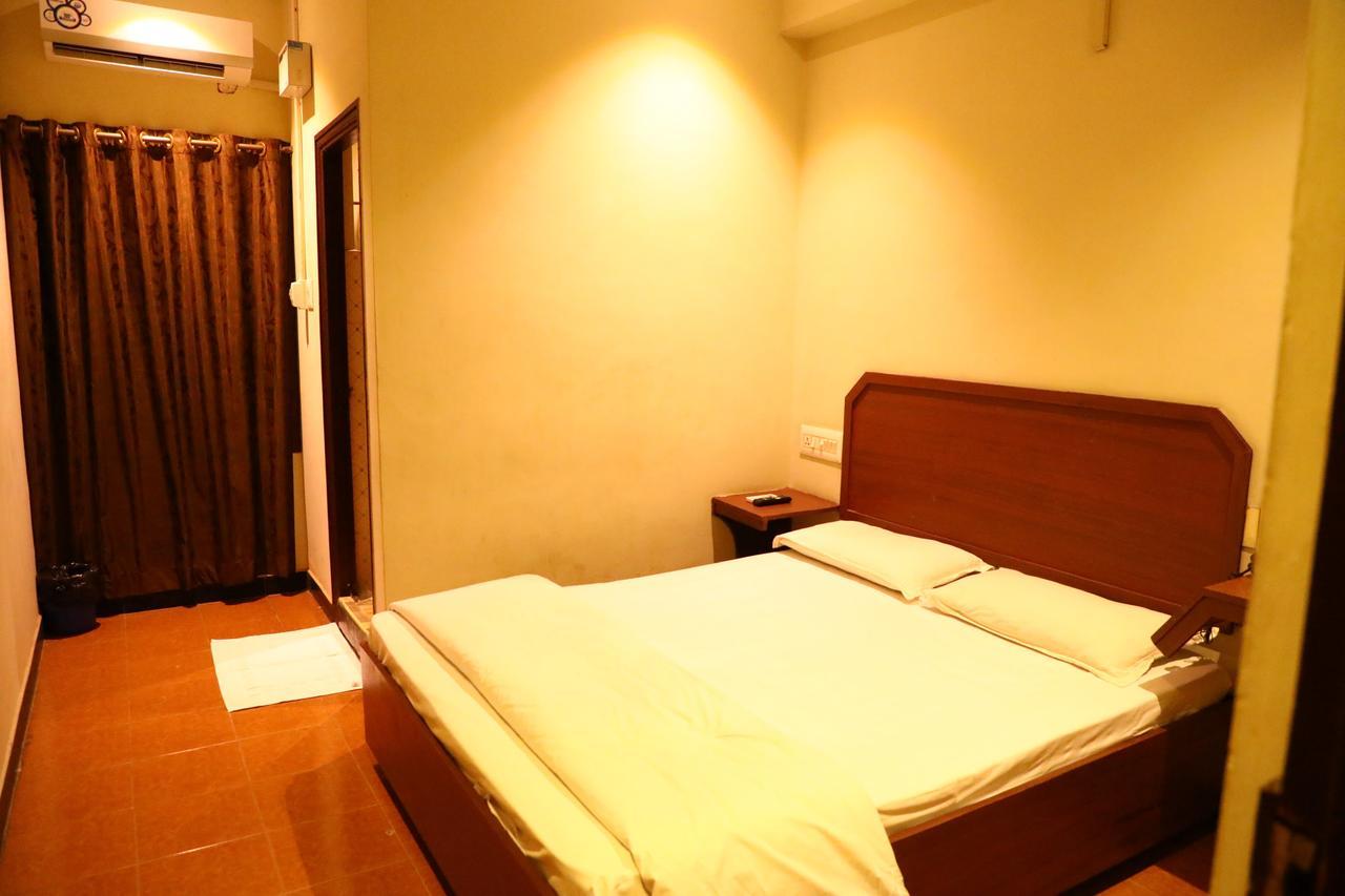 צ'נאי Deluxe Hotel מראה חיצוני תמונה